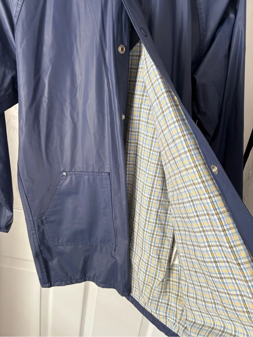 Totes Kids Navy Hooded Raincoat boy size L (8-10)